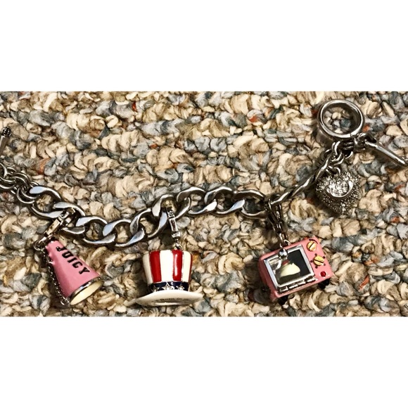 SOLD ✖️ Juicy Couture Juicy League Charm - Picture 3 of 3